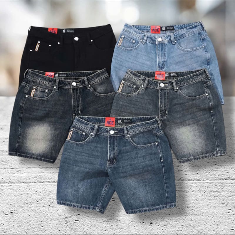 Quần short jean ACE trên gối có thiết kế basic với các chi tiết tối giản