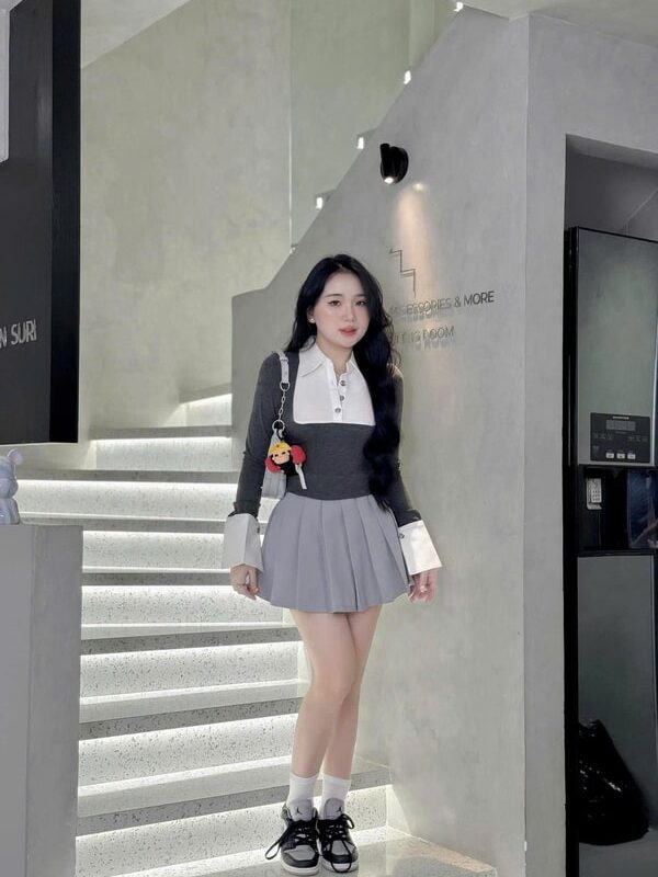 Set Áo Len Tay Dài Phối Sơ Mi và Chân Váy Xếp Ly Colyn