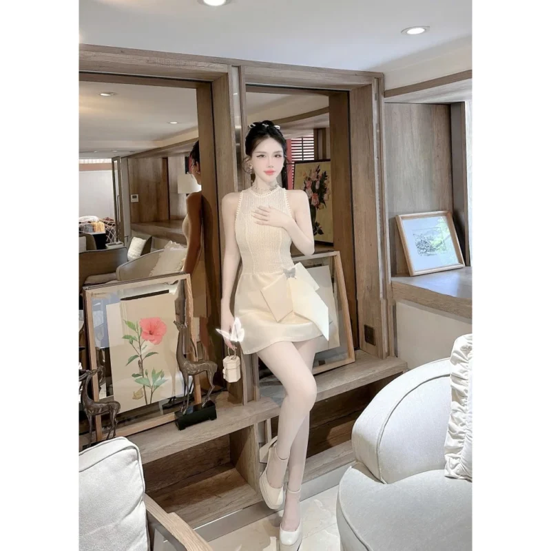 Đầm REN sát nách Colin - Ảnh 2