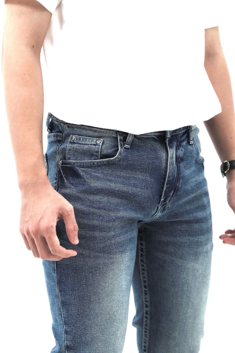 Quần jean Defoxx wash đá 250710 ôm co giãn nhẹ